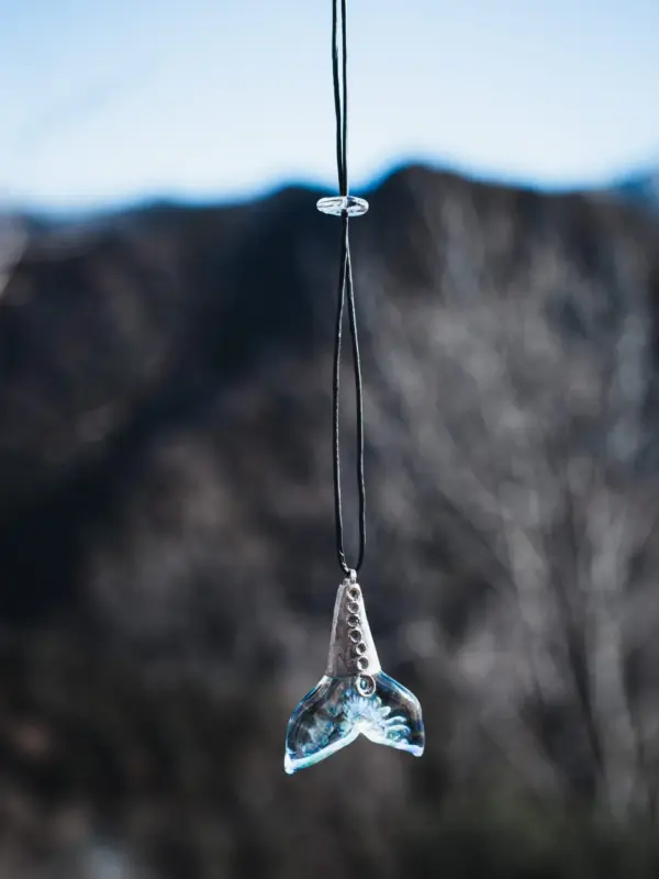 Dolphin tail sky blue